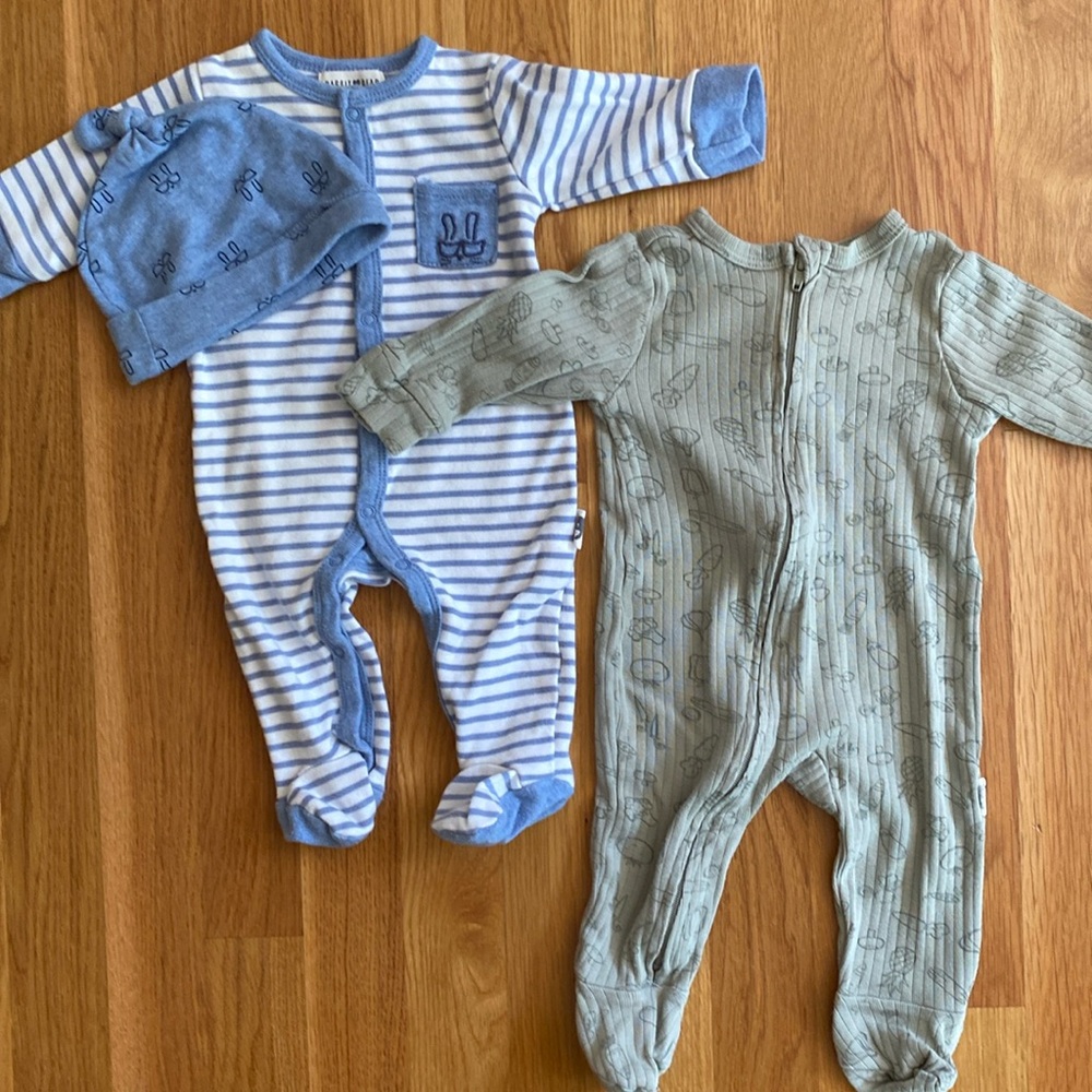 0-3M Rabbit + Bear Sleep and Play Footies Sleepers